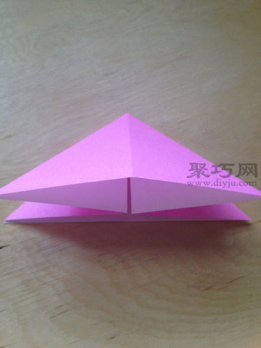 </br>正方形纸手工折立体桃子图3-3